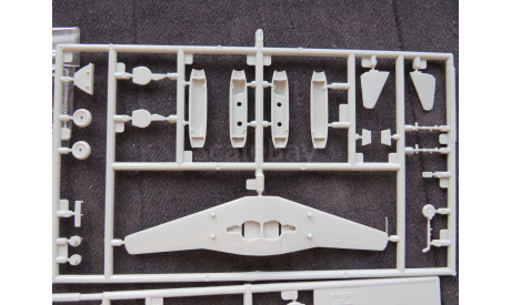 Истребители Messerschmitt Me 262A & Me 163B Tamiya PA-1023 1/100 2 модели Коробка повреждена.  возможен обмен, сборные модели авиации, scale100