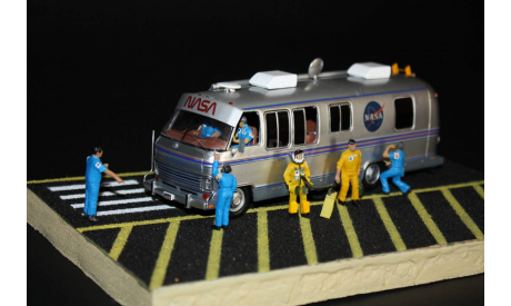 Диорама макет космос космонавты астронавты NASA кемпер Airstream Excella 1/43, масштабная модель, scale43