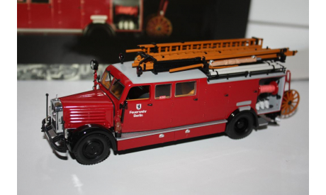 Minichamps 439035270 Mercedes-Benz LOD 3750 KS25 Feuerwehr Berlin 1/43, масштабная модель, scale0