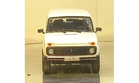 Нива 2131 4х4 5 дверная белая, масштабная модель, ARMODEL, ВАЗ, scale43