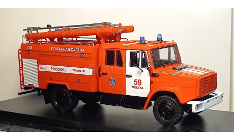 ЗИЛ 4331 АЦ--40  ССМ 1523, редкая масштабная модель, Start Scale Models (SSM), scale43