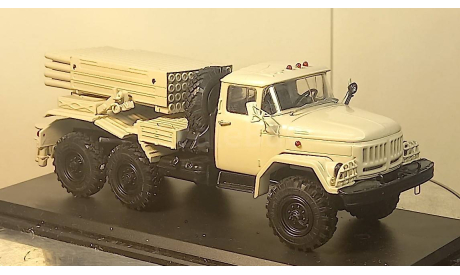 ЗИЛ 131 Град-1 СПБМ песочный, масштабная модель, scale43