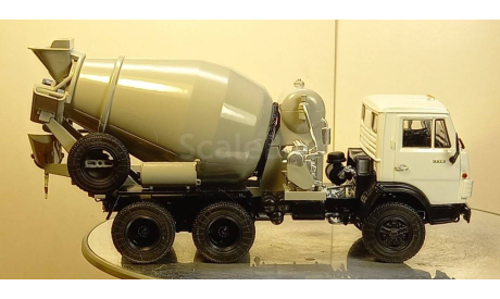 СБ-92 (5511) бетоносмеситель ПАО КАМАЗ, масштабная модель, scale43