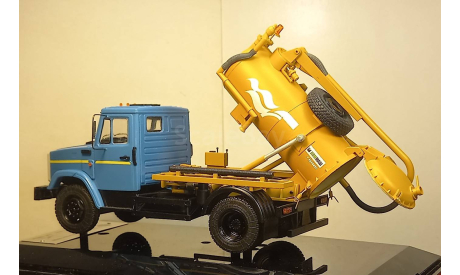 ЗИЛ 4333 КО-505 МХВ, масштабная модель, scale43