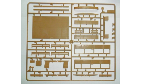 ЗИЛ-131  ICM, сборная модель автомобиля, scale35