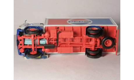 Скания Scania LB 110 ’Pepsi’ Minichamps, масштабная модель, 1:43, 1/43