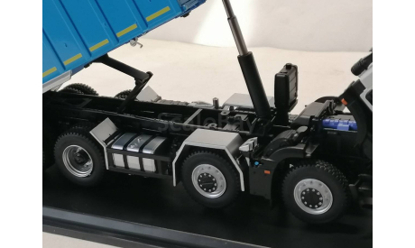 КАМАЗ-65951 самосвал SSM1533, масштабная модель, scale43
