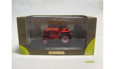 1:43 Трактор Champion Elan - 1956 от Universal Hobbies UH6026, масштабная модель трактора, scale43