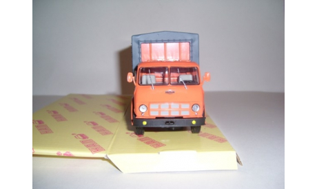 МАЗ-53352 розовый (1974-1976) НАП Н296, масштабная модель, scale43, Наш Автопром