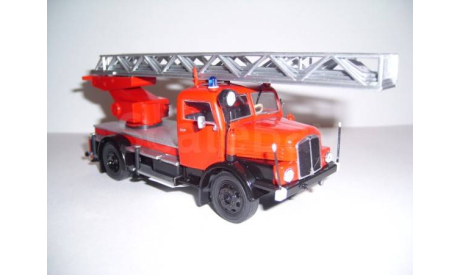 ИФА IFA S4000-1DL25 пожарная лестница Atlas, масштабная модель, 1:43, 1/43