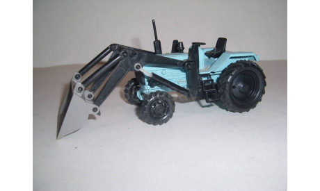 Трактор Беларусь с ковшом, масштабная модель, Компаньон, scale43