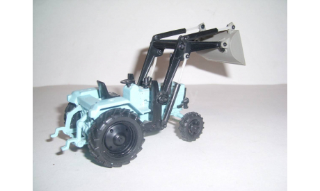 Трактор Беларусь с ковшом, масштабная модель, Компаньон, scale43