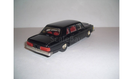 ГАЗ-14 ’Чайка’ дно чёрное, масштабная модель, 1:43, 1/43