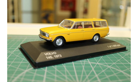 VOLVO 145 Estate 1973 Yellow 1:43 WHITEBOX, масштабная модель, 1/43