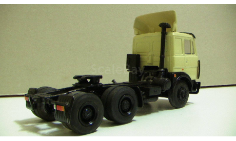 МАЗ-64229 седельный тягач АДАМ ЖУКОВСКИЙ, масштабная модель, 1:43, 1/43