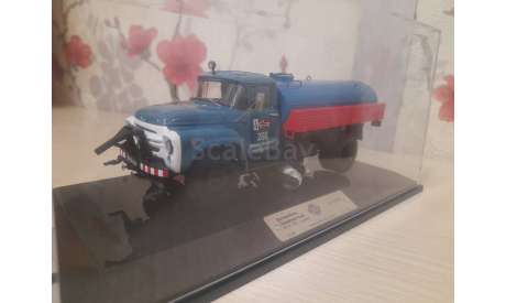ЗИЛ ПМ 130 Ленинград 1976г., масштабная модель, Dip models, scale43