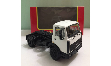 МАЗ-5433 1991-1997 гг 1:43 НашАвтопром (НАП), масштабная модель, scale43