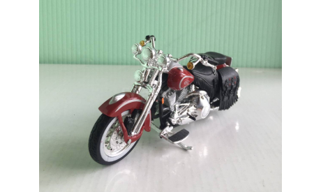 HARLEY-DAVIDSON FLSTS Heritage Springer 1999 г. 1:18 Maisto, масштабная модель мотоцикла, 1/18