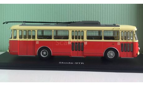 Троллейбус Skoda-9TR с ДЕФЕКТОМ !!! 1:43 Start Scale Models, масштабная модель, Škoda, 1/43