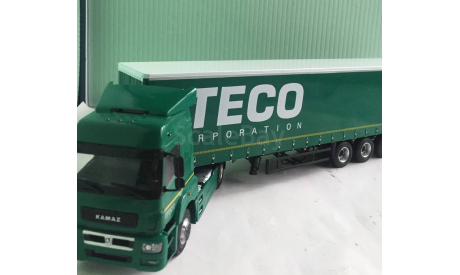 КАМАЗ-5490 с полуприцепом НЕФАЗ-93341 ITECO 1:43 ПАО КАМАЗ, масштабная модель, scale43