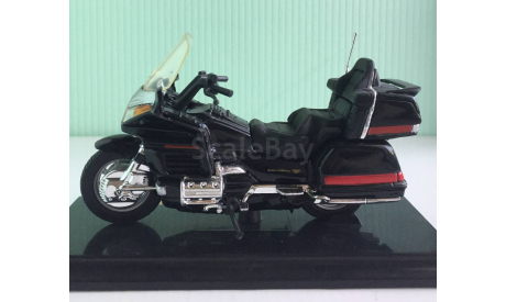 HONDA Gold Wing SE 1:18 Maisto, масштабная модель мотоцикла, 1/18