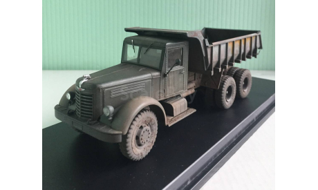 ЯАЗ-210Е со СЛЕДАМИ эксплуатации 1:43 AVD Models, масштабная модель, 1/43