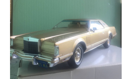 Lincoln Continental Mark V 1978 1:18 MCG, масштабная модель, scale18