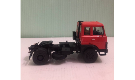 МАЗ-5432 1981 г. 1:43 АвтоИстория (АИСТ), масштабная модель, 1/43