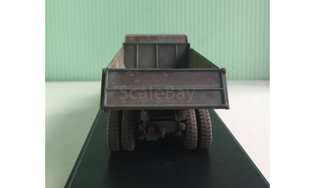 ЯАЗ-210Е со СЛЕДАМИ эксплуатации 1:43 AVD Models, масштабная модель, 1/43