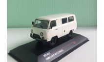 УАЗ-452 (39625) 1980 г. 1:43 ISTmodels, масштабная модель, scale43