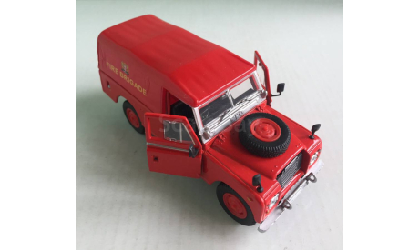 Land Rover Series III 109 FIRE BRIGADE 1:43 Cararama, масштабная модель, scale43