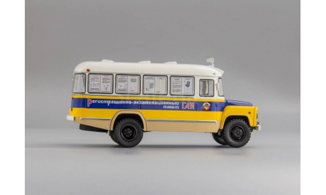 КАвЗ 685 ...Пункт ГАИ 1974 1:43 DIPmodels., масштабная модель, scale43