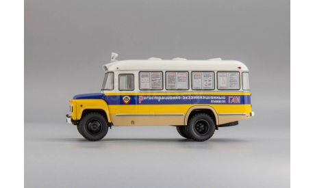 КАвЗ 685 ...Пункт ГАИ 1974 1:43 DIPmodels., масштабная модель, scale43