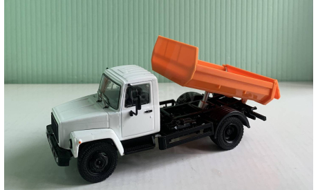 Самосвал САЗ-35072 1:43 Автолегенды СССР ГРУЗОВИКИ, масштабная модель, ГАЗ, DeAGOSTINI, scale43