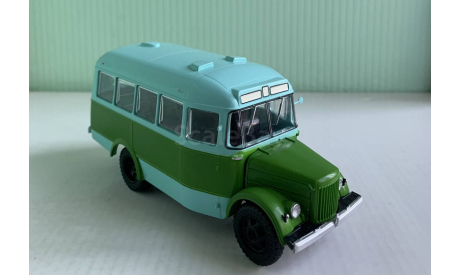 ПАЗ-651 с фигуркой «уставшего» водителя 1:43 Наши АВТОБУСЫ, масштабная модель, MODIMIO/Моделстрой, 1/43