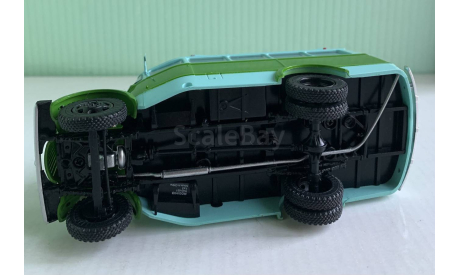 ПАЗ-651 с фигуркой «уставшего» водителя 1:43 Наши АВТОБУСЫ, масштабная модель, MODIMIO/Моделстрой, 1/43