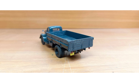 Урал 355м бортовой СарЛаб, редкая масштабная модель, scale43