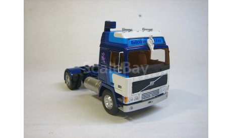 VOLVO F12 Globetrotter с фигуркой Michelin 1980 NEO45731, масштабная модель, Neo Scale Models, 1:43, 1/43
