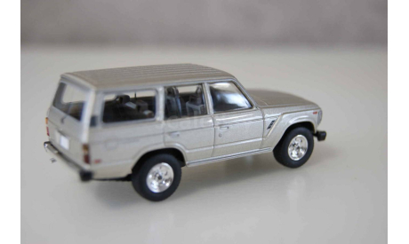 Toyota Land Cruiser 60, масштабная модель, Tomica, scale64
