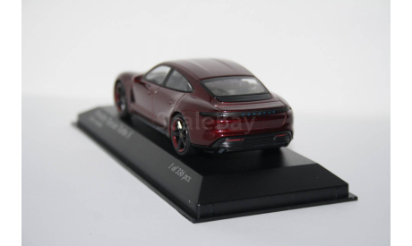 Porsche Taycan Turbo S 2019 ,Minichamps, масштабная модель, scale43
