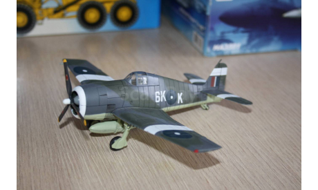 Hellcat Mk.II Fleet Air Arm No. 804 Squadron 1945,Hobby Master, масштабные модели авиации, scale72