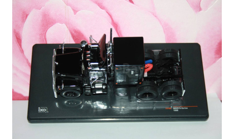 Mack R-Series Truck 1966(к/ф ’Конвой’ ), Ixo, масштабная модель, scale43