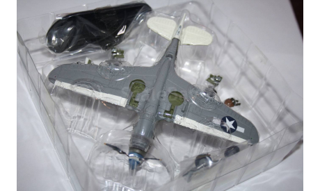 Curtiss P-40N ’Rita/Orchid 13’ Capt. Robert DeHaven, Hobby Master, масштабные модели авиации, scale43