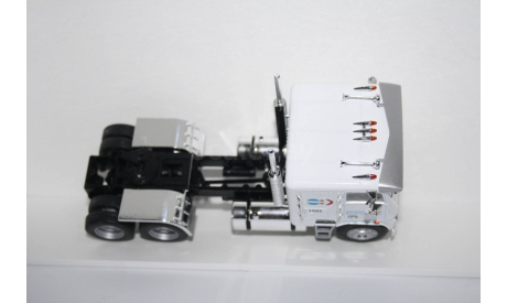 Freightliner FLA (1985) northAmerican,Altaya American truck, масштабная модель, scale43