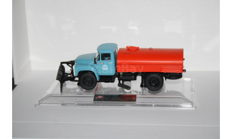 Поливомоечный «ПМ-130Б» - 1973 г. Москва(зимний),DIP, масштабная модель, scale43, ЗиЛ