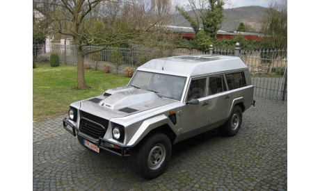 Lamborghini LM002 Estate TMTmodels 1:43, масштабная модель, 1/43
