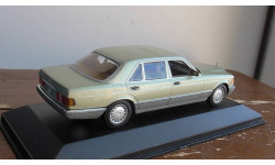 1:43 Mercedes-Benz W 126 Minichamps