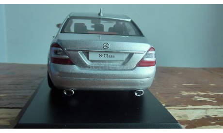 Mercedes-benz    W221 long Kyosho 1:43, масштабная модель, scale43