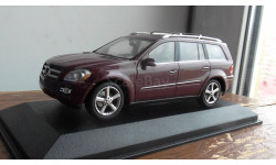 MERCEDES BENZ GL-KLASSE X164 масштаб  1:43 MINICHAMPS бордовый