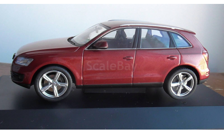 Audi Q5 granatred-metallic  Schuco, масштабная модель, scale43